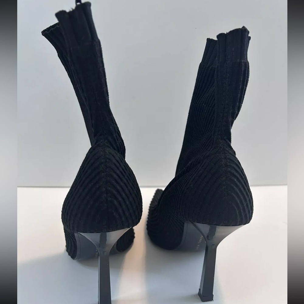 Zara Black Fabric Sock Ankle Booties With Heel Size 8 or 8.5 - Picture 3 of 8